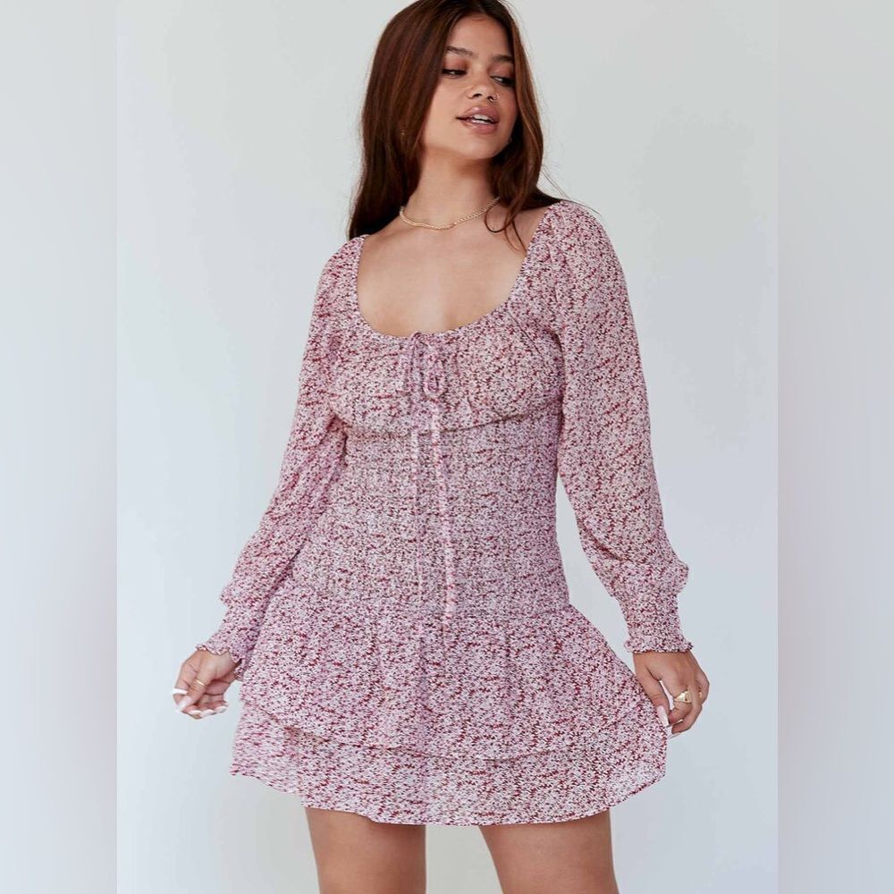 Princess‎ Polly Carrillo Red Floral Ruched Long Sleeve Mini Dress, Size 4